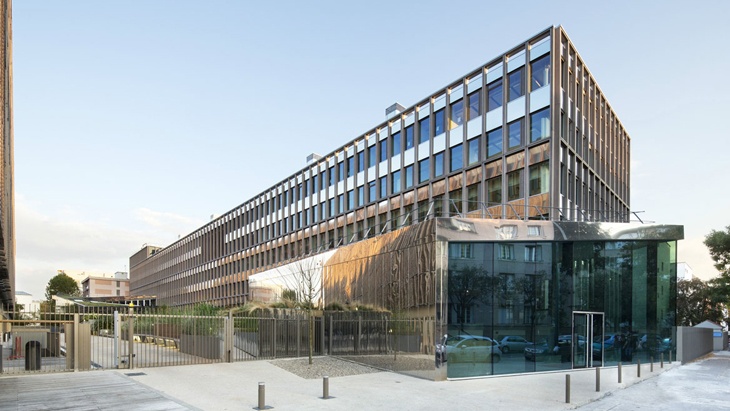 Foto: Michel Denance Rozsáhlá revitalizace změnila administativní komplex k nepoznání