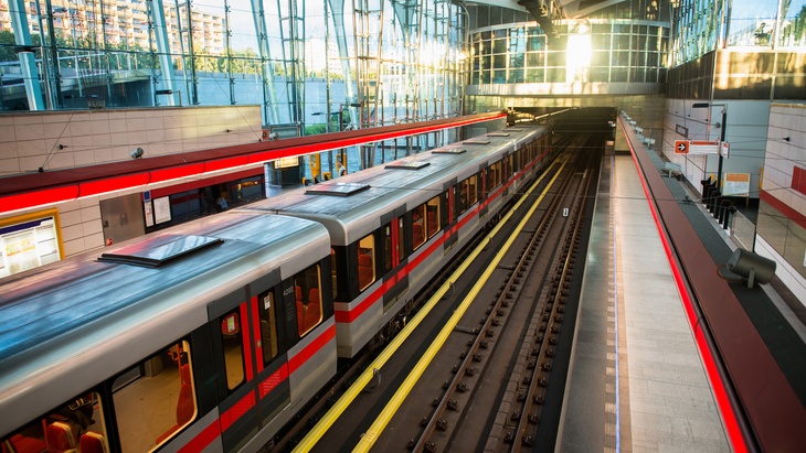 Praha chce studii, která navrhne úpravy v okolí stanic metra