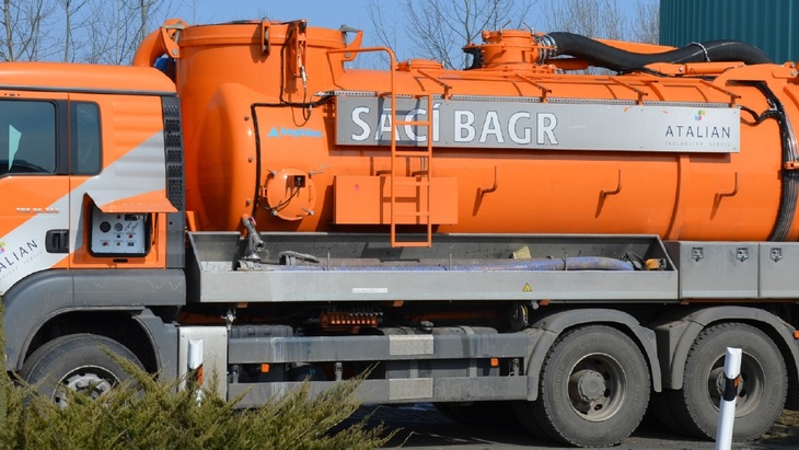 sací bagr, foto Atalian sací bagr, foto Atalian