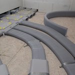 Rozpracované potrubí nuceného větrání Zehnder v podlaze rodinného domu © Petr Bohuslávek