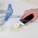 Nabíjecí povrch DuPont™ Corian® Charging Surface