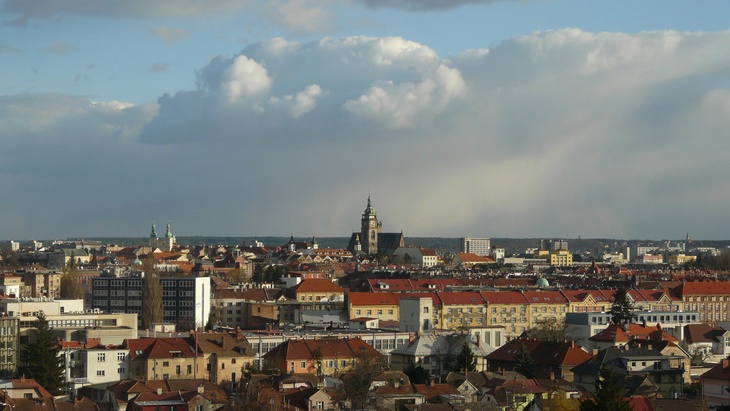 Polyfunkční centrum z kasáren v Hradci zřejmě nebude, město zvažuje prodej objektu