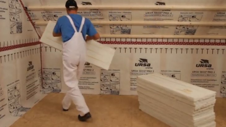 Nenechte se zmást masivními vnějšími zdmi Nenechte se zmást masivními vnějšími zdmi