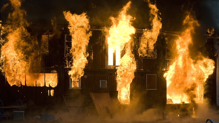 Snižte v budovách rizika vzniku požáru na minimum