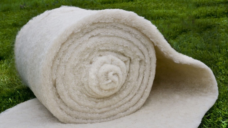 Zdroj: Natrurwool s. r. o. Porovnání nákladů na zateplovací systém – ovčí vlna