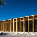 Kulturní centrum, Constitución, Chile.  Zdroj: Studio Elemental © Alejadro Aravena