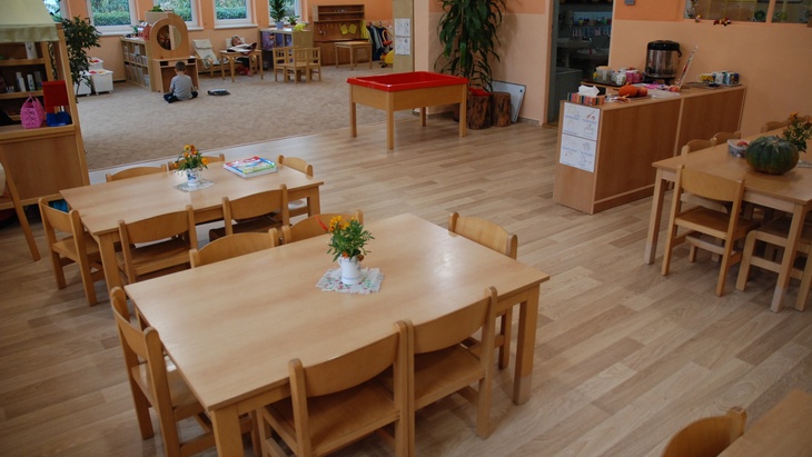 Brněnská školka se pyšní přírodní podlahou Wineo PURLINE a podlahovým vytápěním