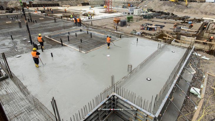 Jak chránit beton během horkých letních dnů před trhlinami? Jak chránit beton během horkých letních dnů před trhlinami?