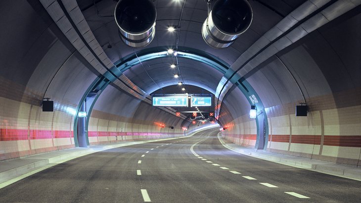 Mrázovka, pátý nejdelší silniční tunel v ČR, slaví 10. narozeniny