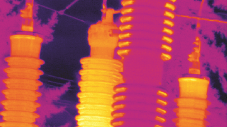 Využití termovize pro testování fotovoltaických panelů a elektráren