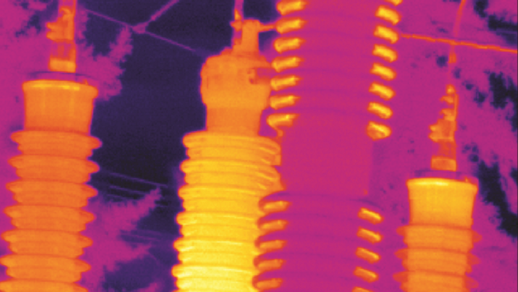 Využití termovize pro testování fotovoltaických panelů a elektráren