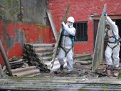 Azbest: Kam s nebezpečným stavebním odpadem?