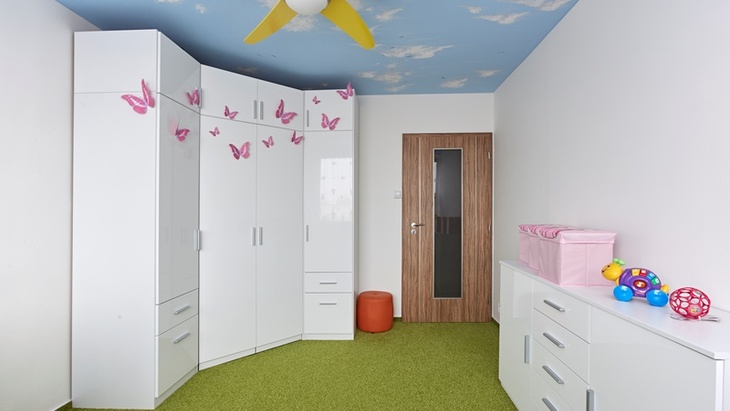 Pohádkový dětský pokoj v paneláku