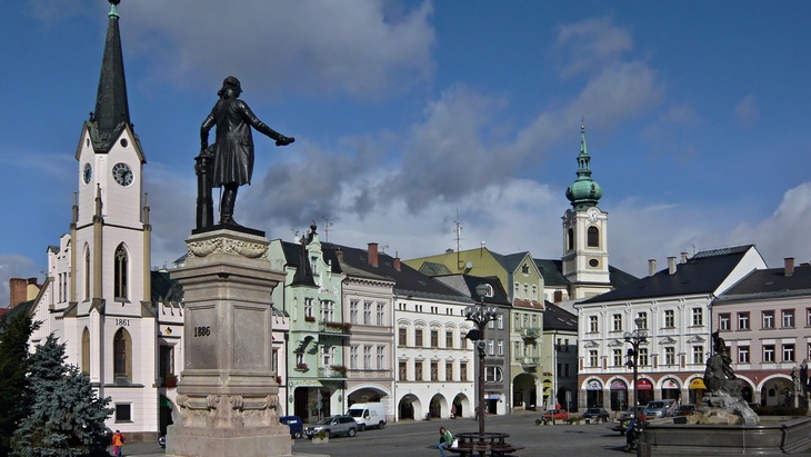 Trutnov, náměstí, radnice