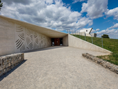 Pohledový beton pro Archeopark Pavlov