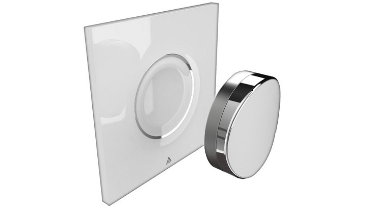 Sada chytré žárovky a designového bezdrátového ovladače Awox SmartKIT Sada chytré žárovky a designového bezdrátového ovladače Awox SmartKIT