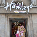 hračky Hamleys