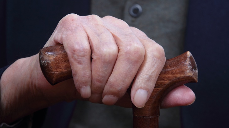 Ostrov chce v příštím roce přestavět neobývaný dům v Hornické ulici na bytový dům pro seniory. Ilustrační obrázek © fotolia.com Ostrov chce v Hornické ulici vybudovat byty pro seniory