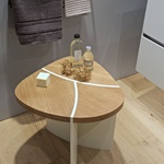 Odkládací stolek Soul v koupelně Zdroj: www.lusito.cz