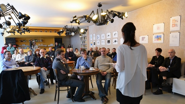 Odpoledne plné dobrodružství a dřeva Odpoledne plné dobrodružství a dřeva