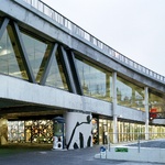 Centrum pod dálničním mostem - OPLATEK ARCHITEKTEN AG