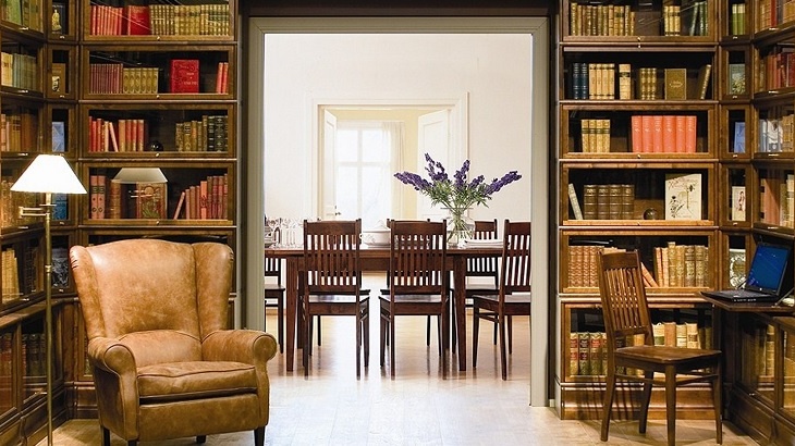 Tradiční "americké knihovny" dodají vašemu interiéru osobitost