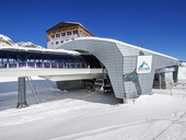 Předzvětralé modrošedé kazety RHEINZINK- prePATINA blaugrau Kitzsteinhorn – stanice Gletscherjet 3 + 4 Kitzsteinhorn