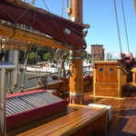 Bondex Regatta lodní lak vykazuje extrémní odolnost proti vodě, slunci i větru