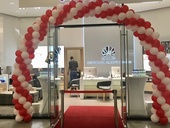 První zákaznické centrum společnosti Huawei v České republice v prostorách obchodního centra Quadrio v Praze na Národní třídě