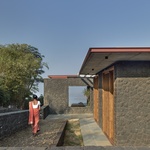 Skromný dům s výhledem na hory nezapře inspiraci světovou architekturou  Foto: Shamanth Patil J.
