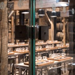 Prezentační centrum výrobce whisky, vnímá návštěvník všechny smysly Foto: Andrew Pogue