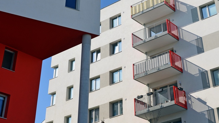 Ceny bytů a domů v ČR rostly v 1. čtvrtletí nejrychleji v EU