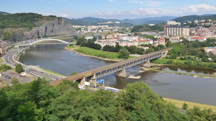 Panorama Ústí nad Labem, fotolia.com © Richard Ústí nad Labem