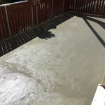 Dokončená betonáž terasy – čerstvý beton