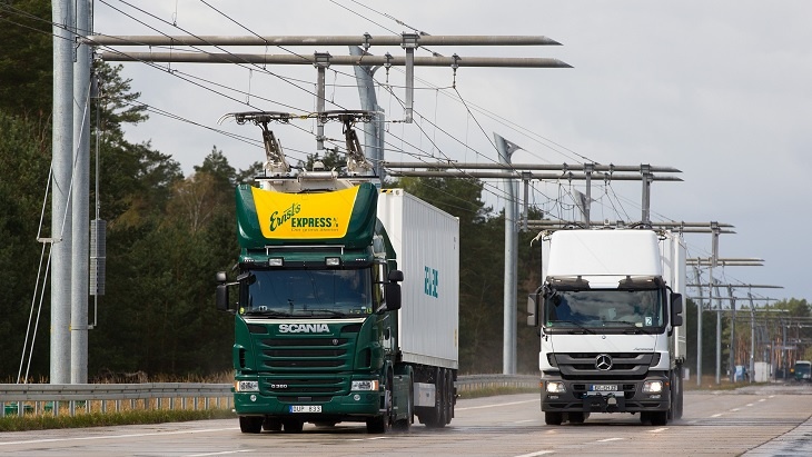 eHighway je plnohodnotnou alternativou k tradiční kamionové přepravě. eHighway je plnohodnotnou alternativou k tradiční kamionové přepravě.