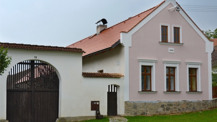 Češi na kvalitě střechy nešetří, ukázal průzkum. Blížíme se Německu