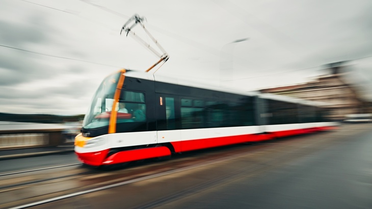 Tramvaj Praha, Fotolia.com © chalabala Praha, Žižkov, tramvaje