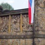 Reliéfy na Masarykově věži samostatnosti - foto Oldřich Rejl