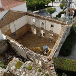Starý kamenný dům z části zbourali a z části zachovali. Nové se starým skvěle ladí Foto: José Campos