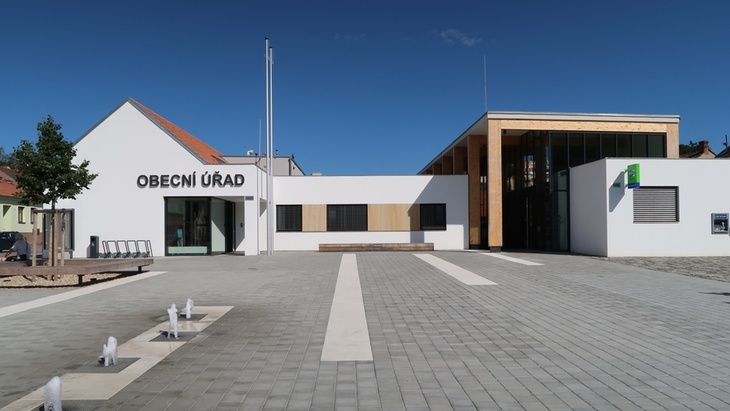 Klub Za starou Prahu ocenil novostavbu obecního domu v Bílovicích n. Sv. Klub Za starou Prahu ocenil novostavbu obecního domu v Bílovicích n. Sv.