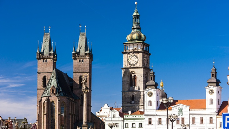 Hradec králové, opevnění, parkovací dům archeologie