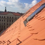 Kategorie: Veřejné stavby, 1. místo – rekonstrukce střechy půdní nástavby v Praze – Nové Město