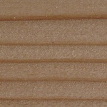 Obr. 1a Výraznější zbarvení jádrového dřeva modřínu (A versus B) (ale i jiných jádrových dřevin) je indikátorem vyššího obsahu extraktivních  látek a tím i vyšší přirozené odolnosti vůči poškození dřevokaznými houbami (Foto Pánek).