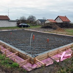 Dokončené armování základní desky