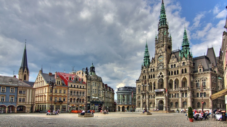 Liberec, silnice České Mládeže