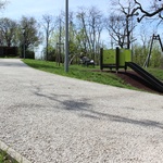 Příkladem realizace drenážního betonu je městský park Gaštanica v Bratislavě