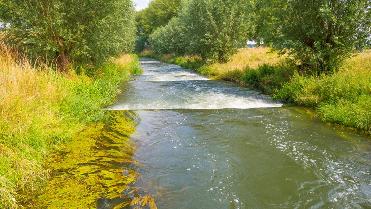 Zákaz odebírat povrchové vody může trvat i několik měsíců, Ilustrační obrázek, © Fotolia.com Zákaz odebírat povrchové vody může trvat i několik měsíců, Ilustrační obrázek, © Fotolia.com