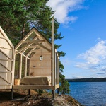 Dřevěná chata se stěnami z plexiskla umožní dokonalé spojení s přírodou Foto: Jeanna Berger