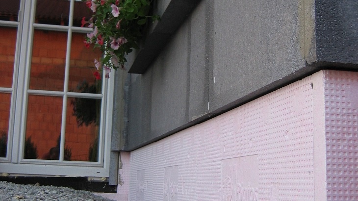 ISOVER rozšířil standardní nabídku materiálu pro zateplení soklu a spodní stavby