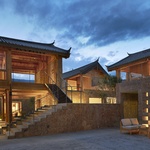 Moderní hotel skvěle zapadl do památkové zóny UNESCO Foto – Hiromatsu, Yuming Song (Beijing Ruijing Photo)